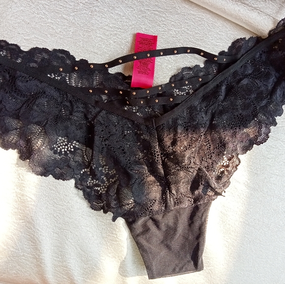 La SENZA lingerie - Picture 3 of 5